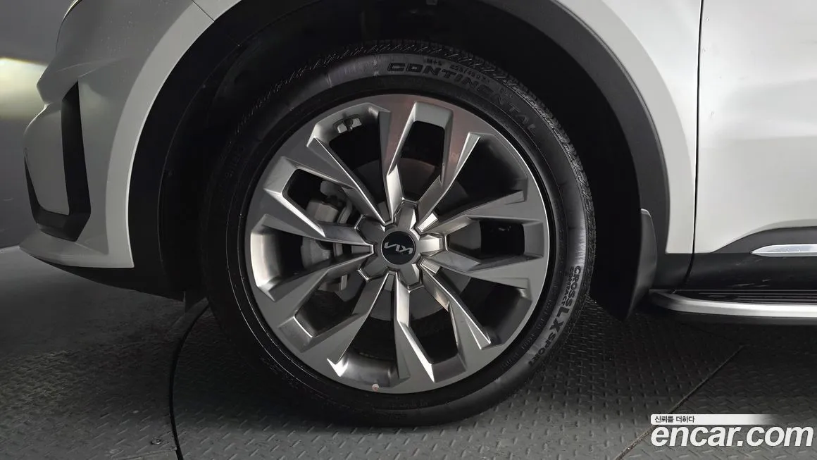 Kia Sorento — фото 2