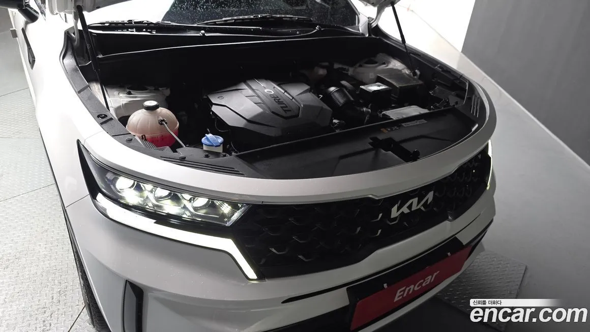 Kia Sorento — фото 7