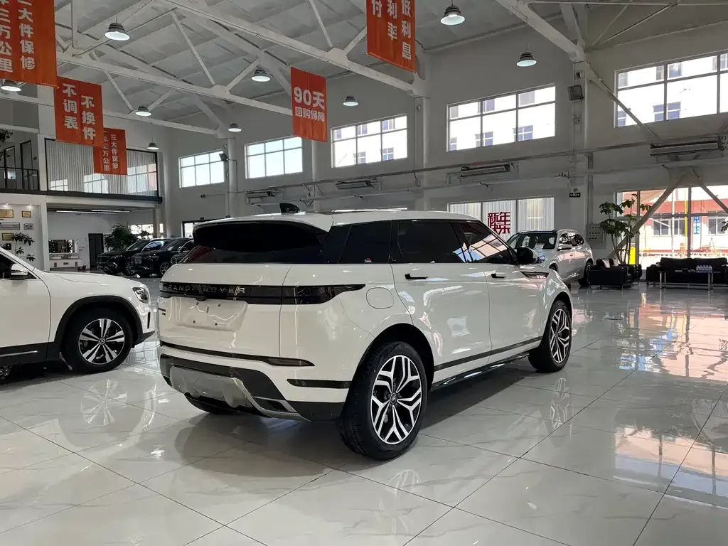 Land Rover Evoque — фото 10