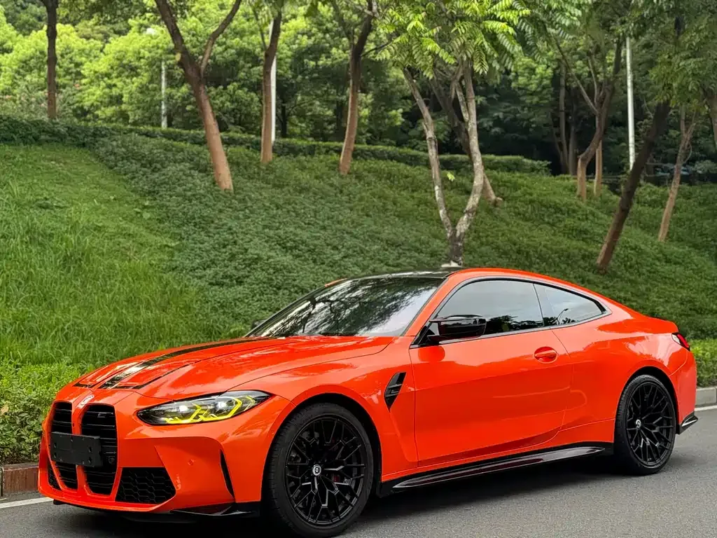 BMW M4 — фото 1