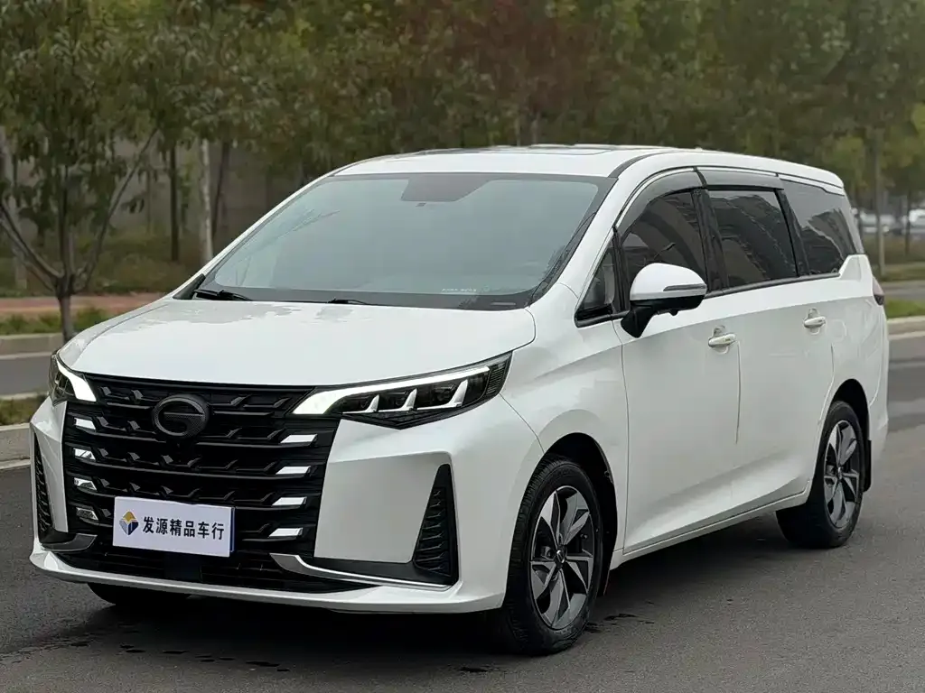 GAC Motor Trumpchi M6 — фото 1