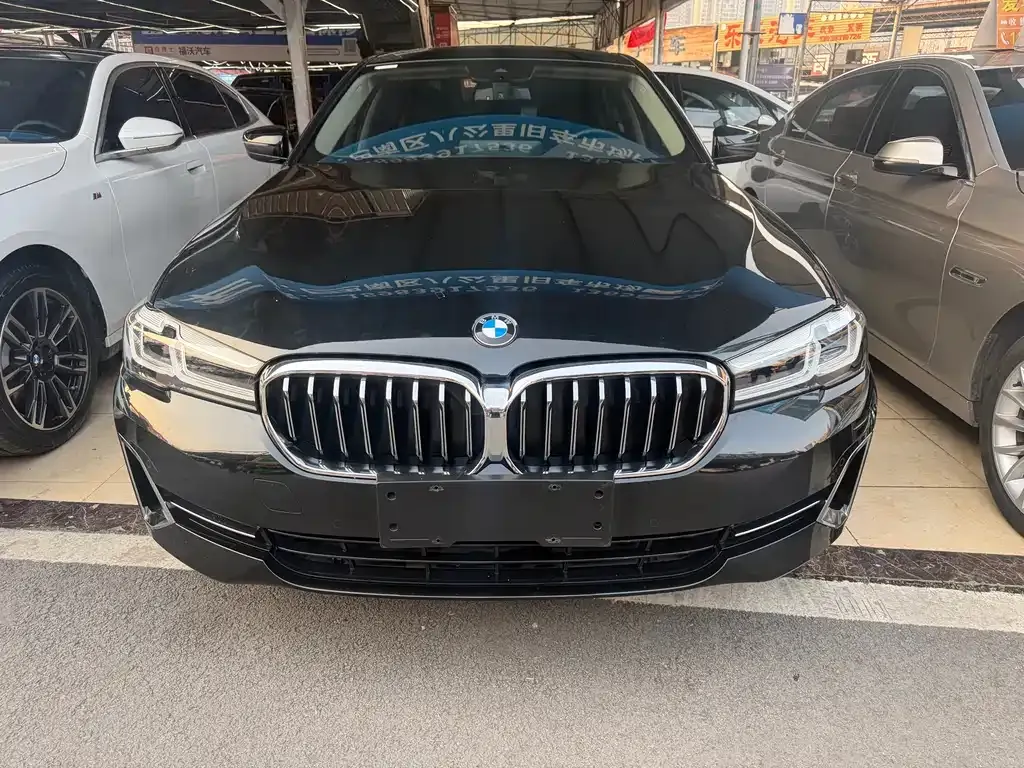 BMW 5 Series — фото 10