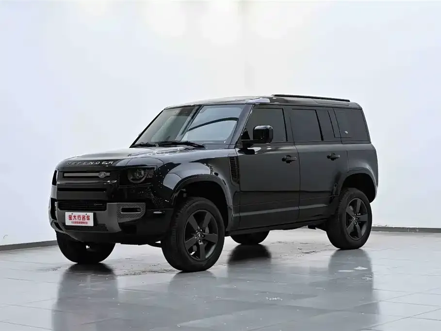 Land Rover Defender — фото 1