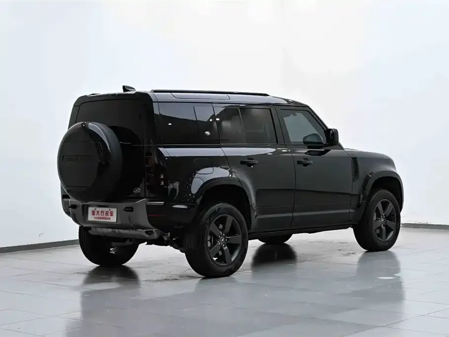 Land Rover Defender — фото 4