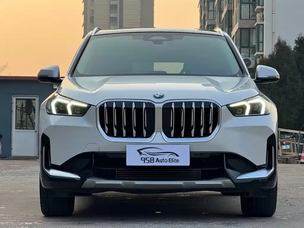 BMW X1 — фото 5