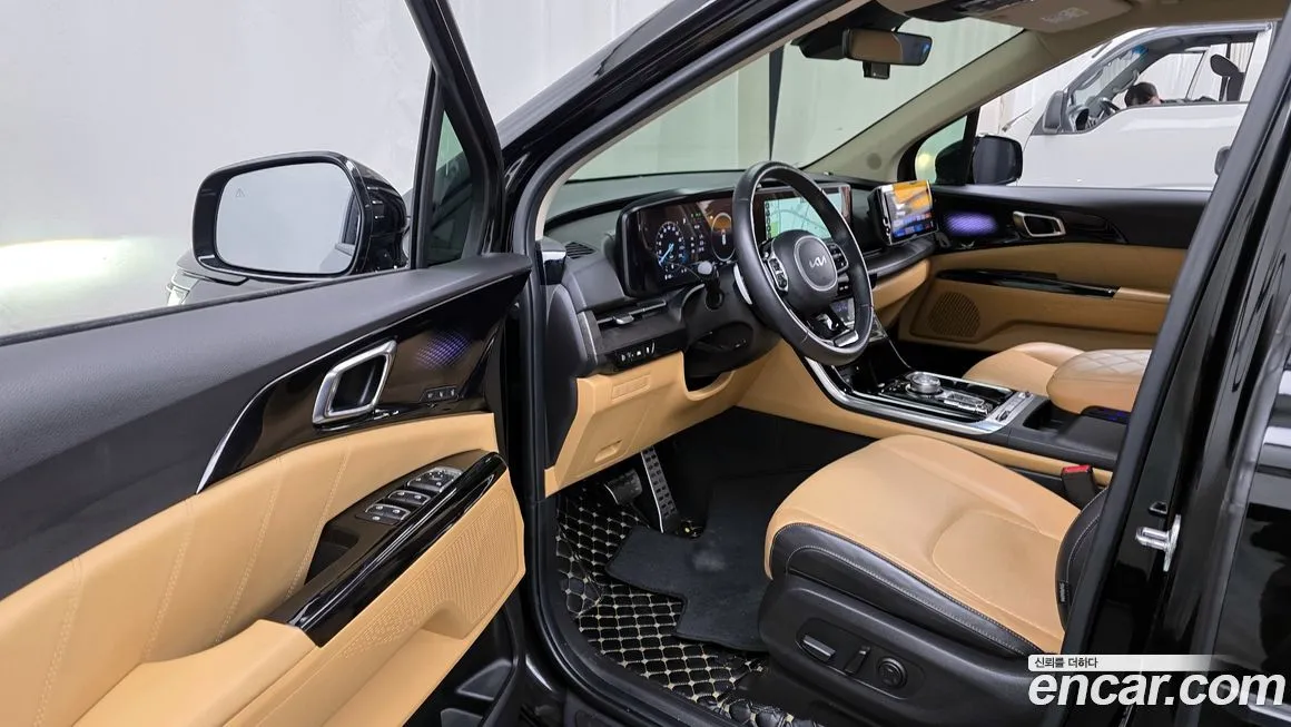 Kia Carnival — фото 10
