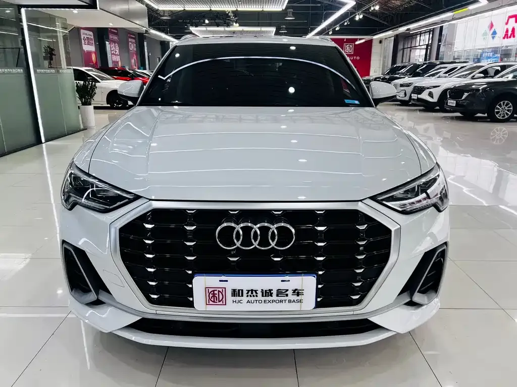 Audi Q3 — фото 3