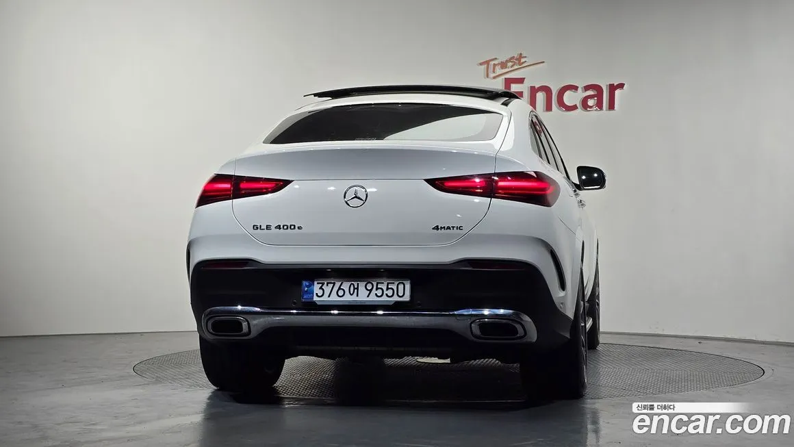 Mercedes-Benz GLE-Class — фото 6