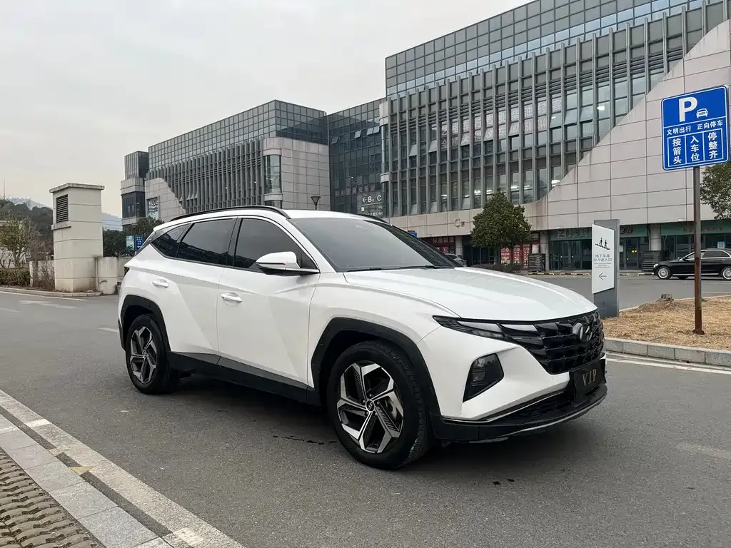 Hyundai Tucson — фото 9