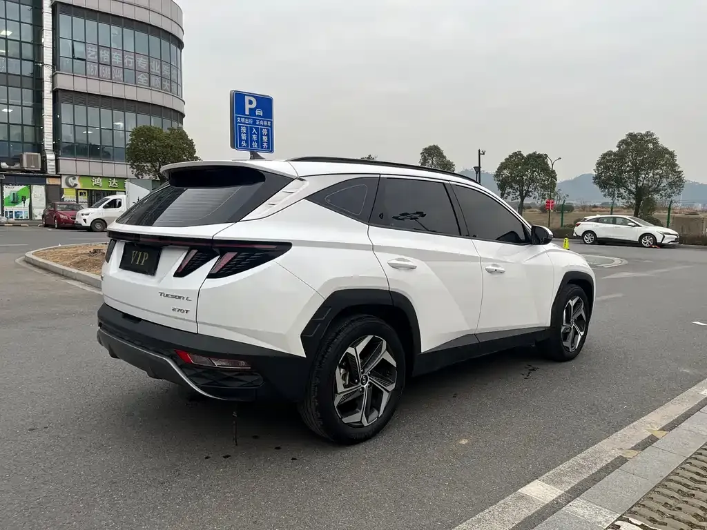Hyundai Tucson — фото 4