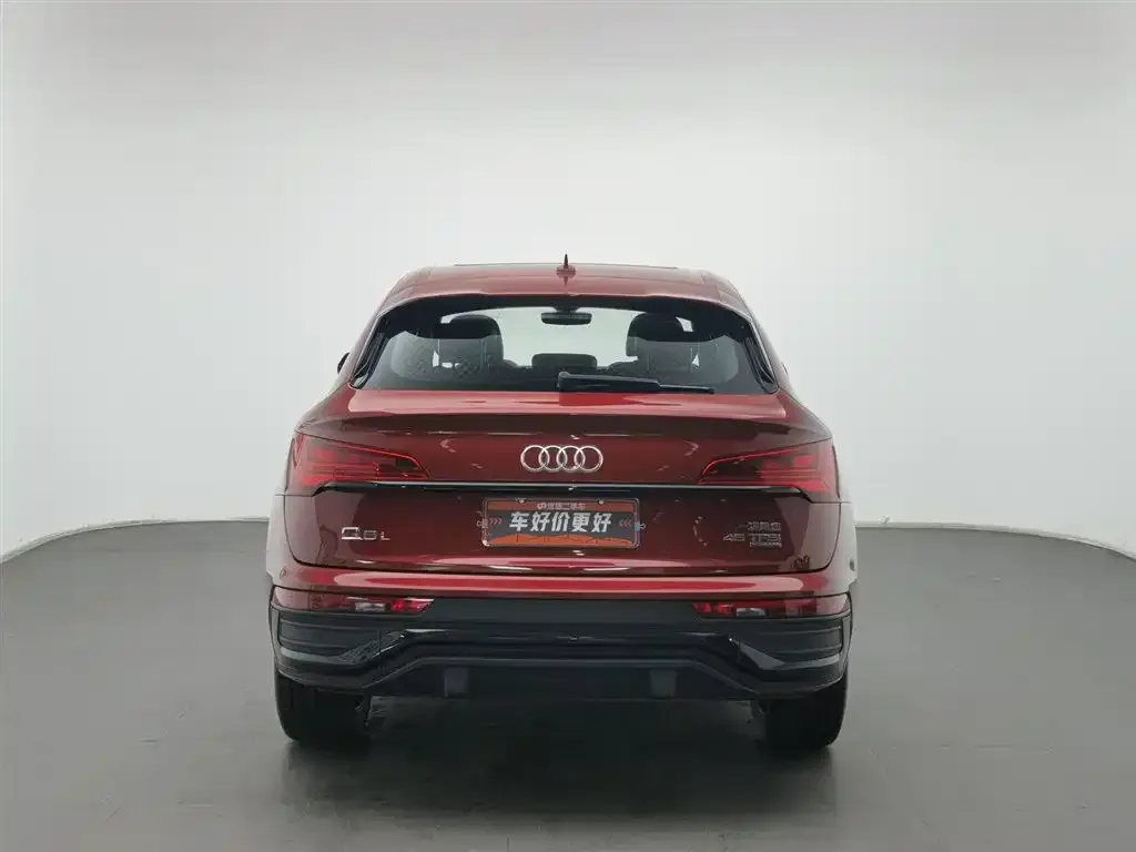 Audi Q5L Sportback — фото 2