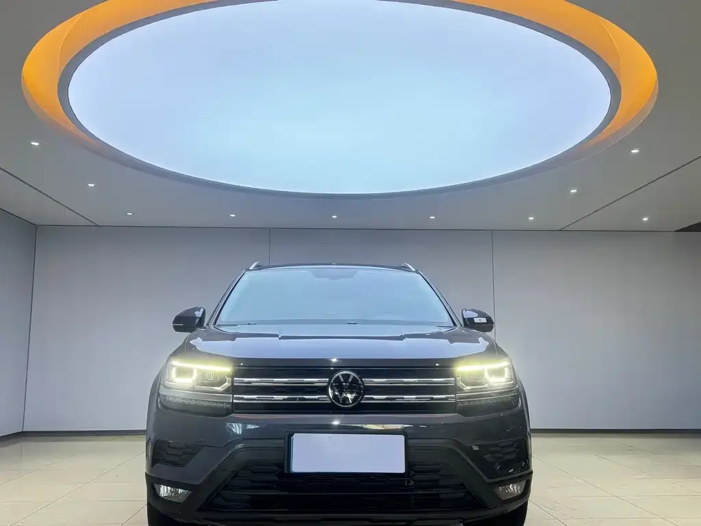 Volkswagen Tharu — фото 4
