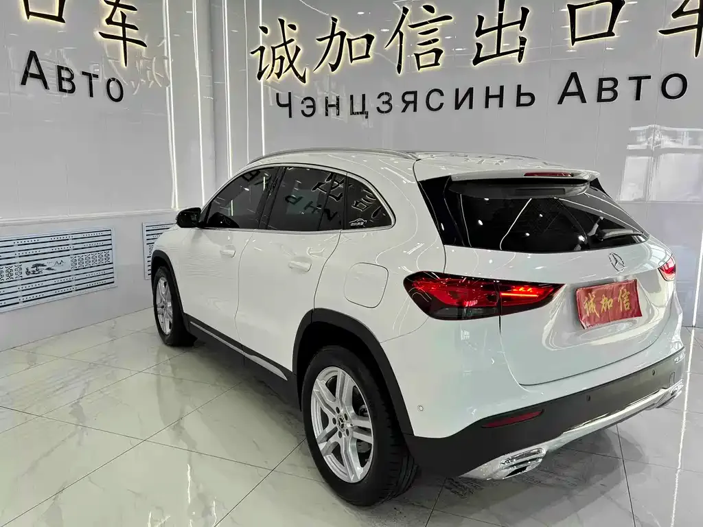 Mercedes-Benz GLA — фото 3