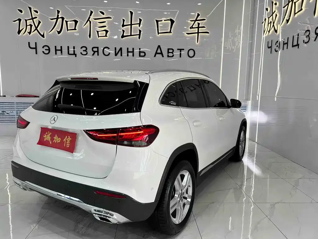 Mercedes-Benz GLA — фото 6