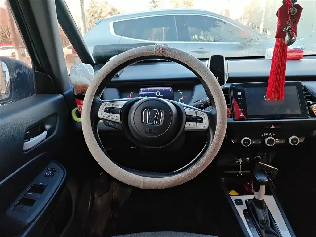 Honda Fit — фото 7