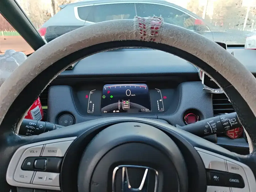Honda Fit — фото 9