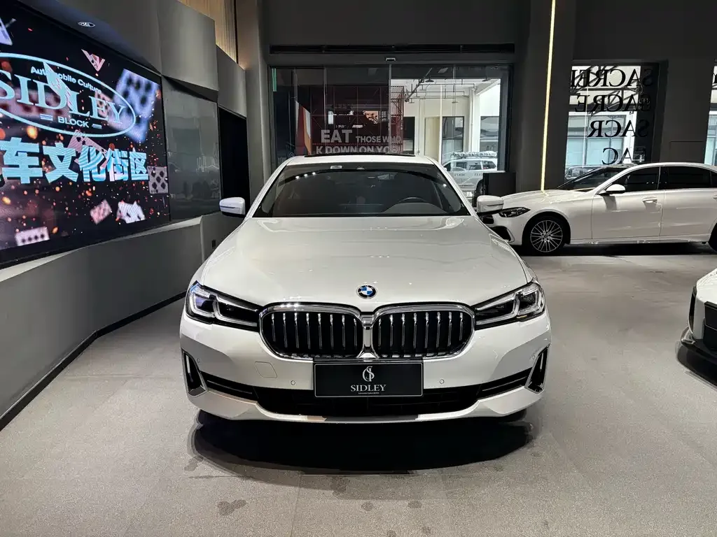 BMW 5 Series — фото 2