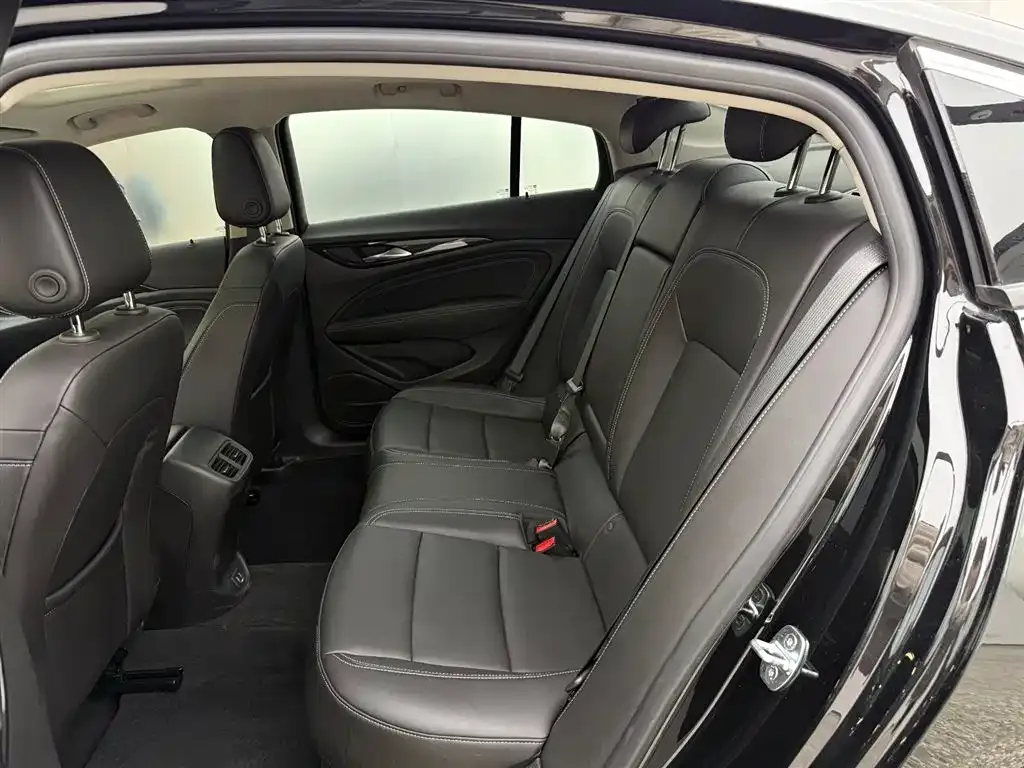 Buick Regal — фото 5