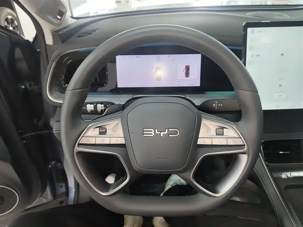 BYD Hiace 07 DM-i — фото 3