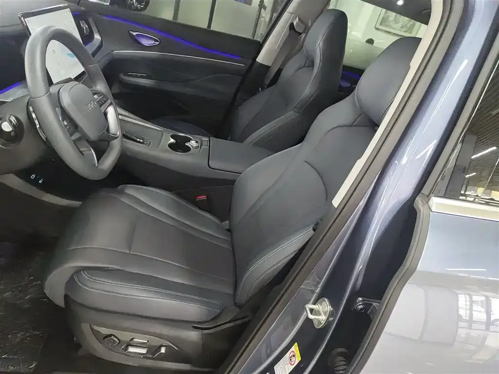 BYD Hiace 07 DM-i — фото 10