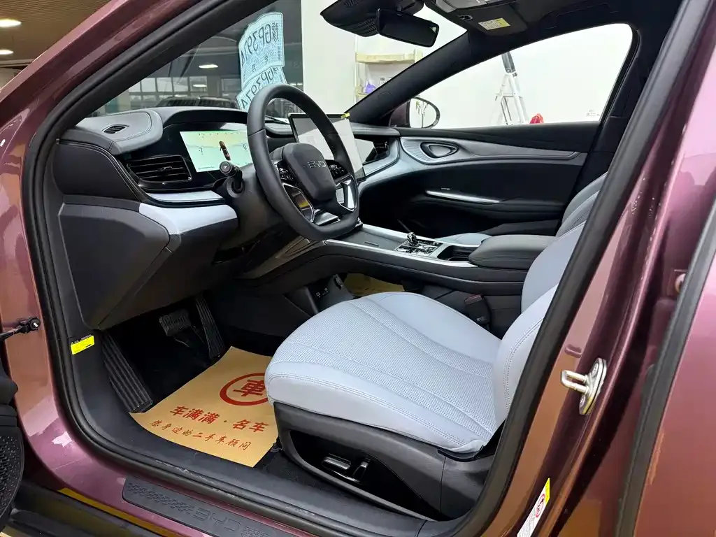 BYD Seal — фото 9
