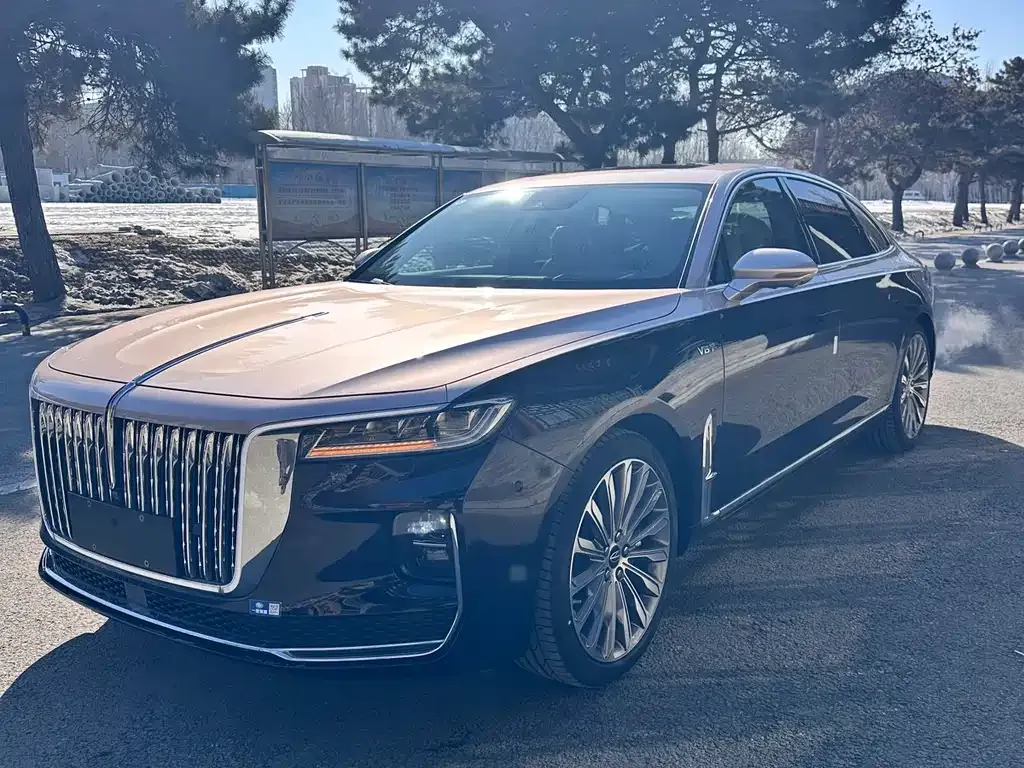 Hongqi H9 — фото 2