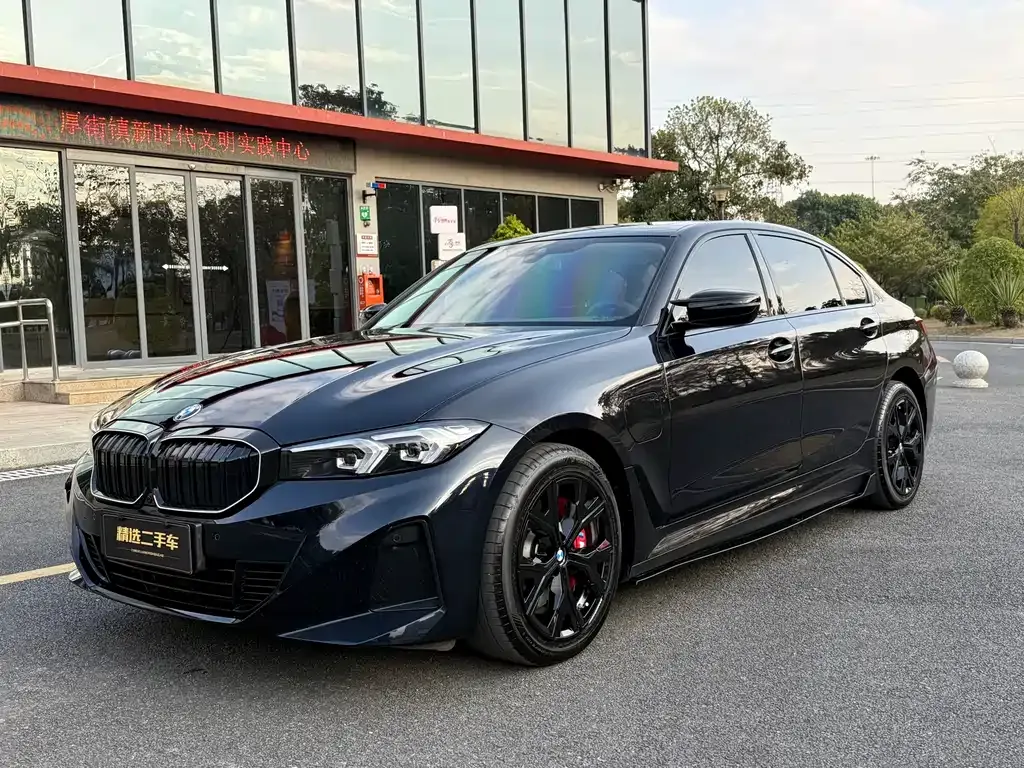 BMW i3 — фото 1
