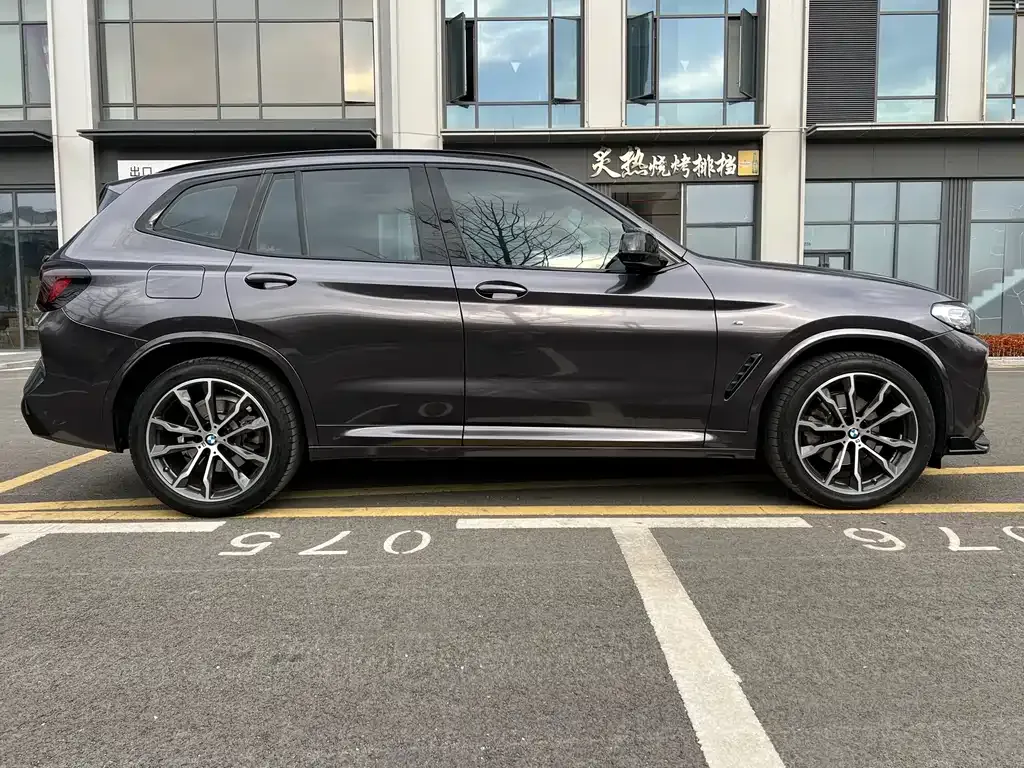 BMW X3 — фото 9