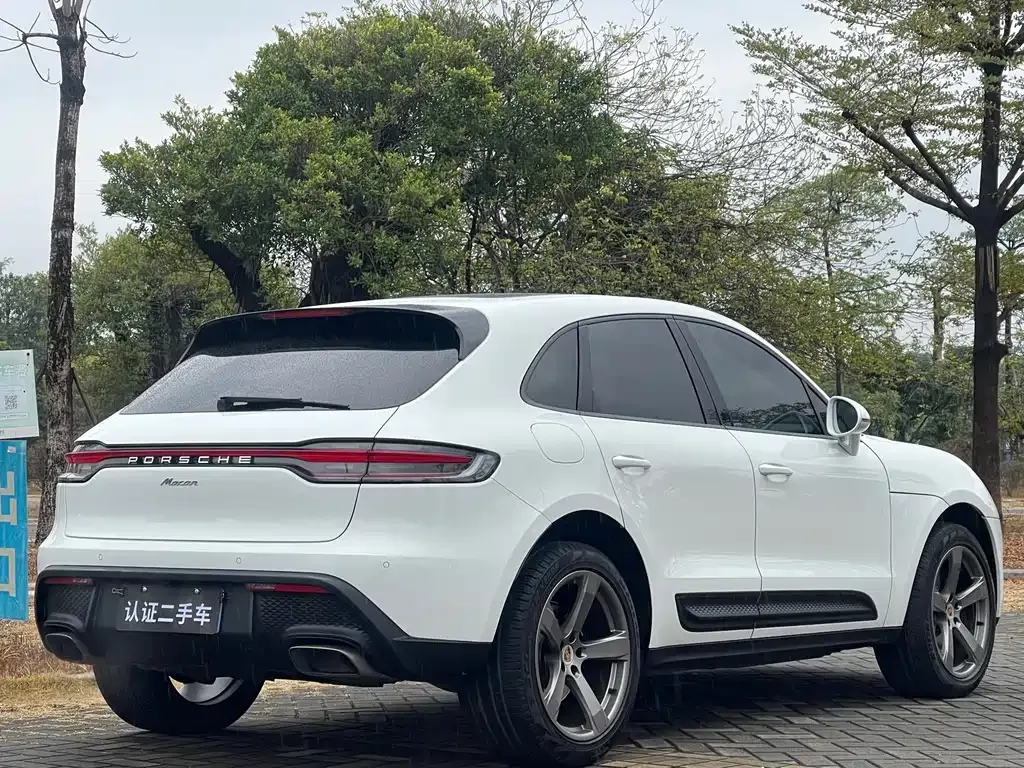 Porsche Macan — фото 10