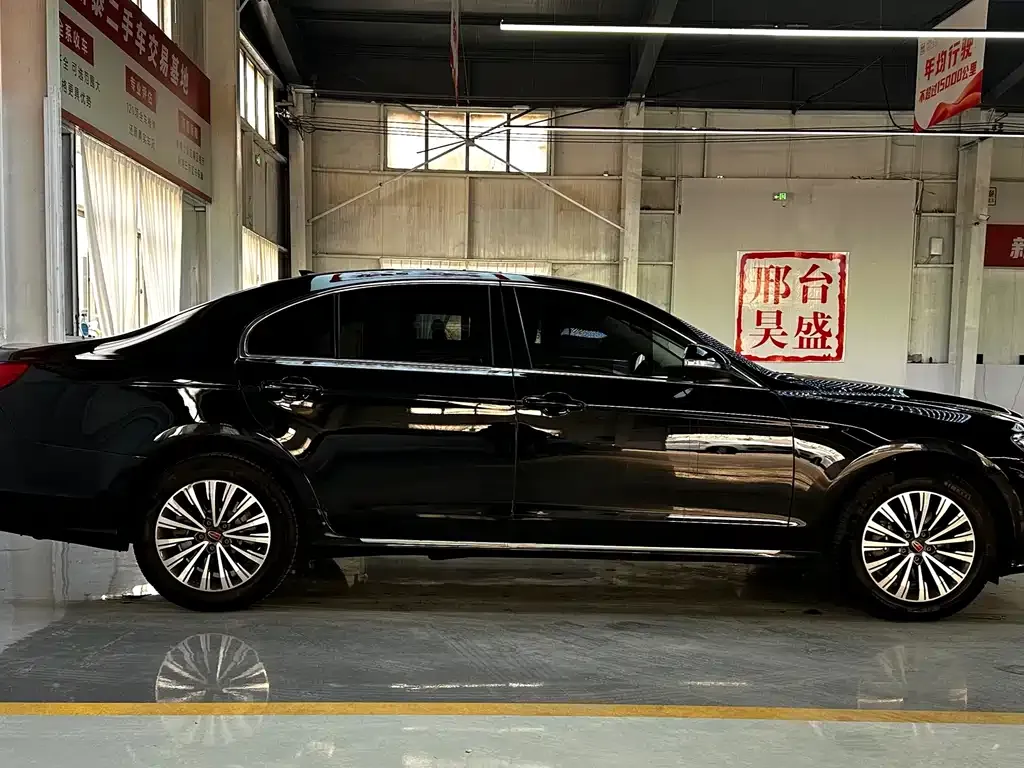 Hongqi H7 — фото 7