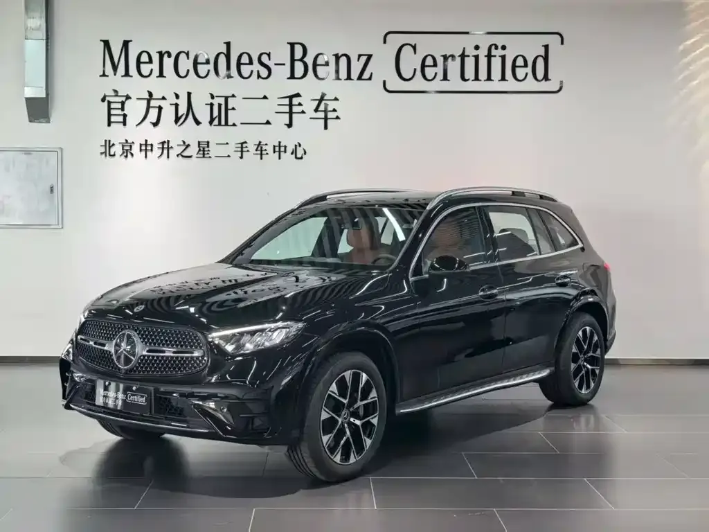 Mercedes-Benz GLC PHEV — фото 1