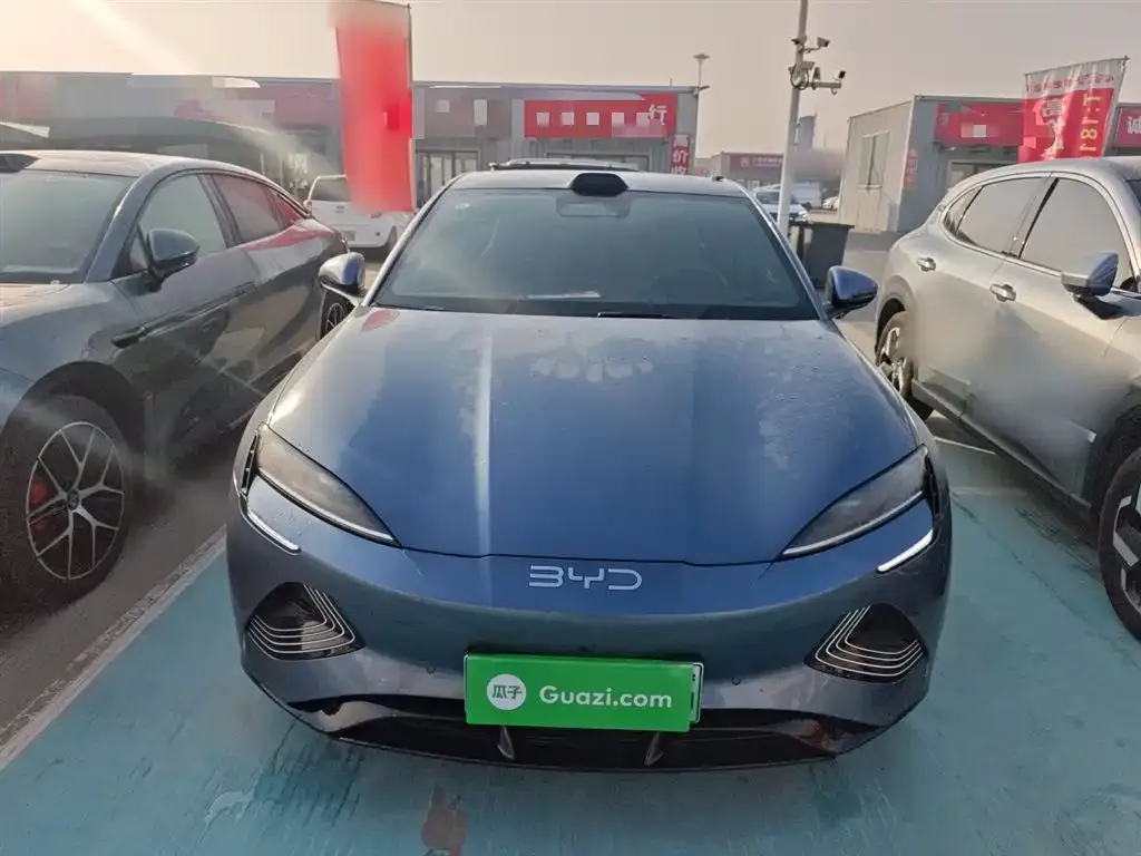 BYD Seal — фото 6
