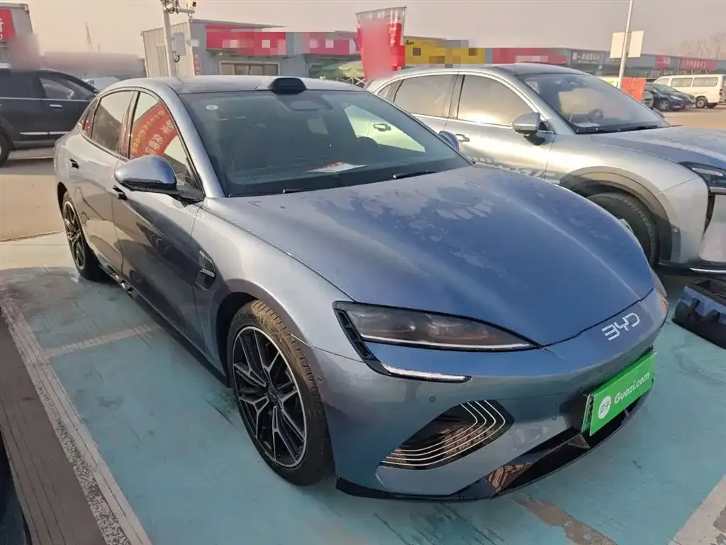 BYD Seal — фото 3