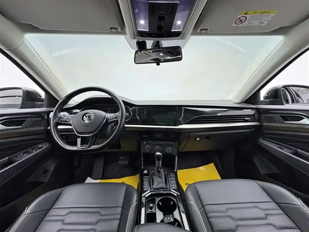 Volkswagen Passat — фото 10