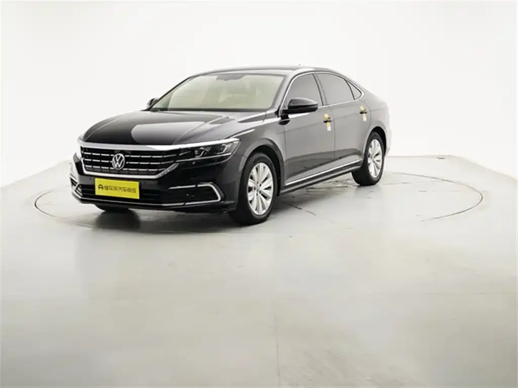 Volkswagen Passat — фото 2