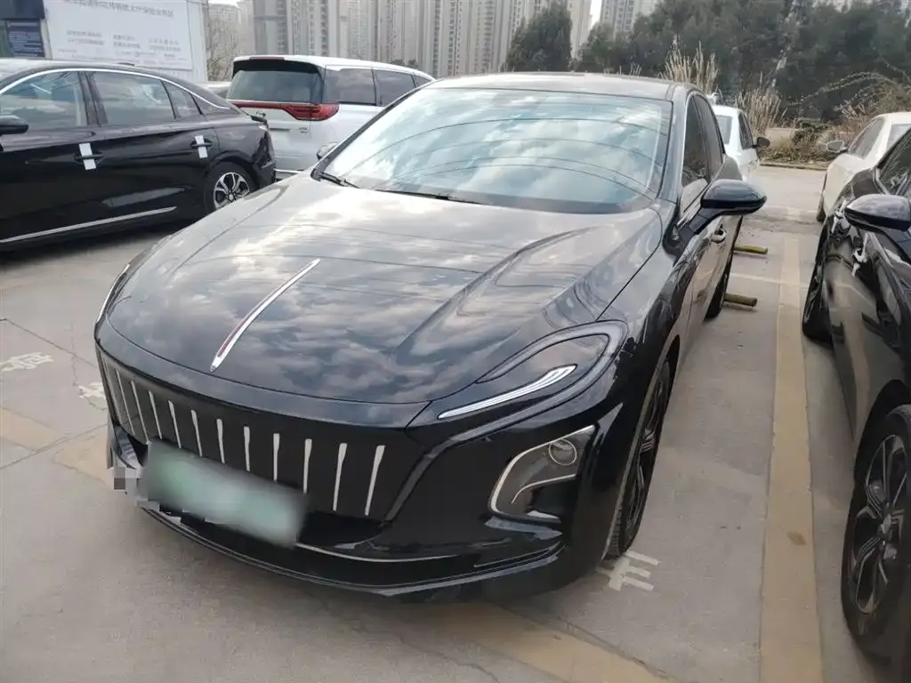 Hongqi E-QM5 — фото 4