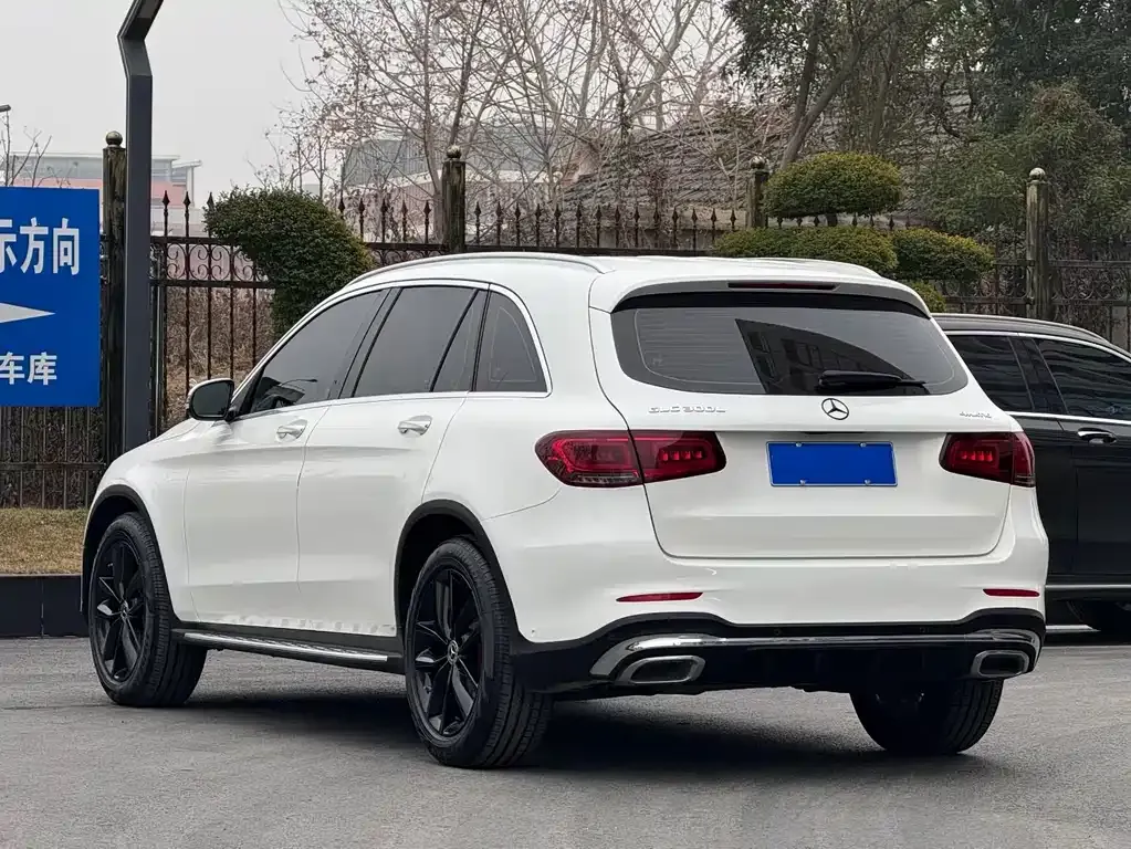 Mercedes-Benz GLC — фото 6