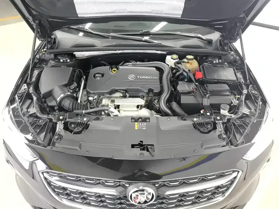 Buick Regal — фото 9