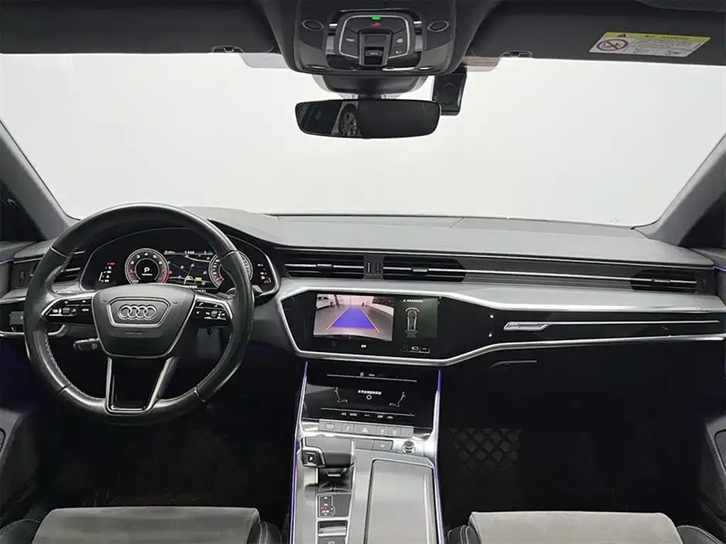 Audi A6L — фото 10