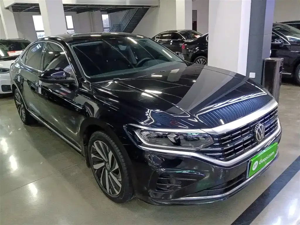 Volkswagen Passat — фото 2