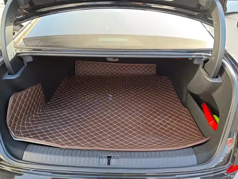 Volkswagen Passat New Energy — фото 4