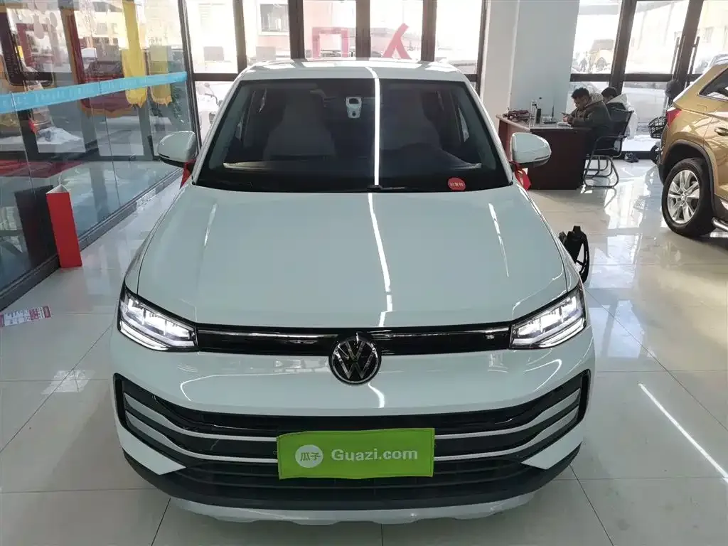 Volkswagen Tharu — фото 2