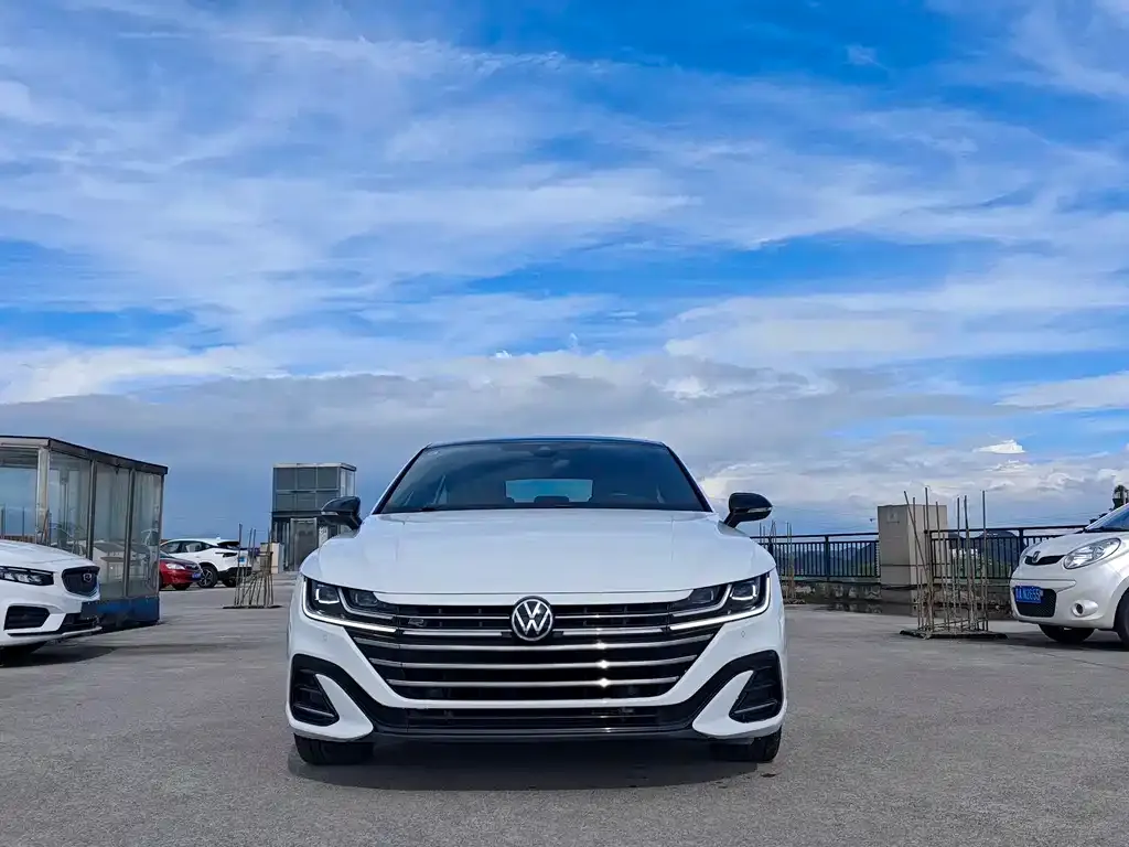 Volkswagen CC — фото 8