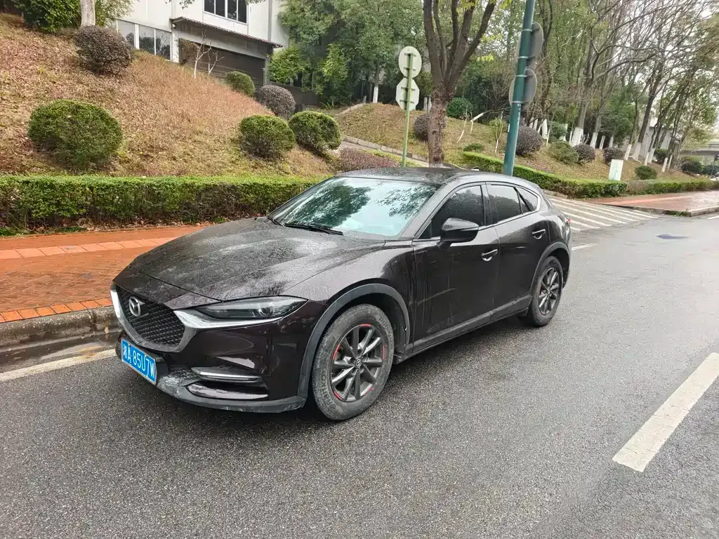 Mazda CX-4 — фото 1