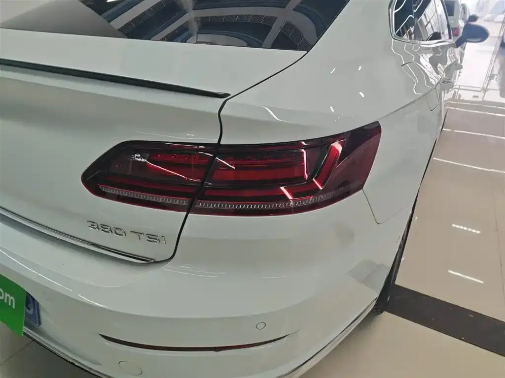 Volkswagen CC — фото 2
