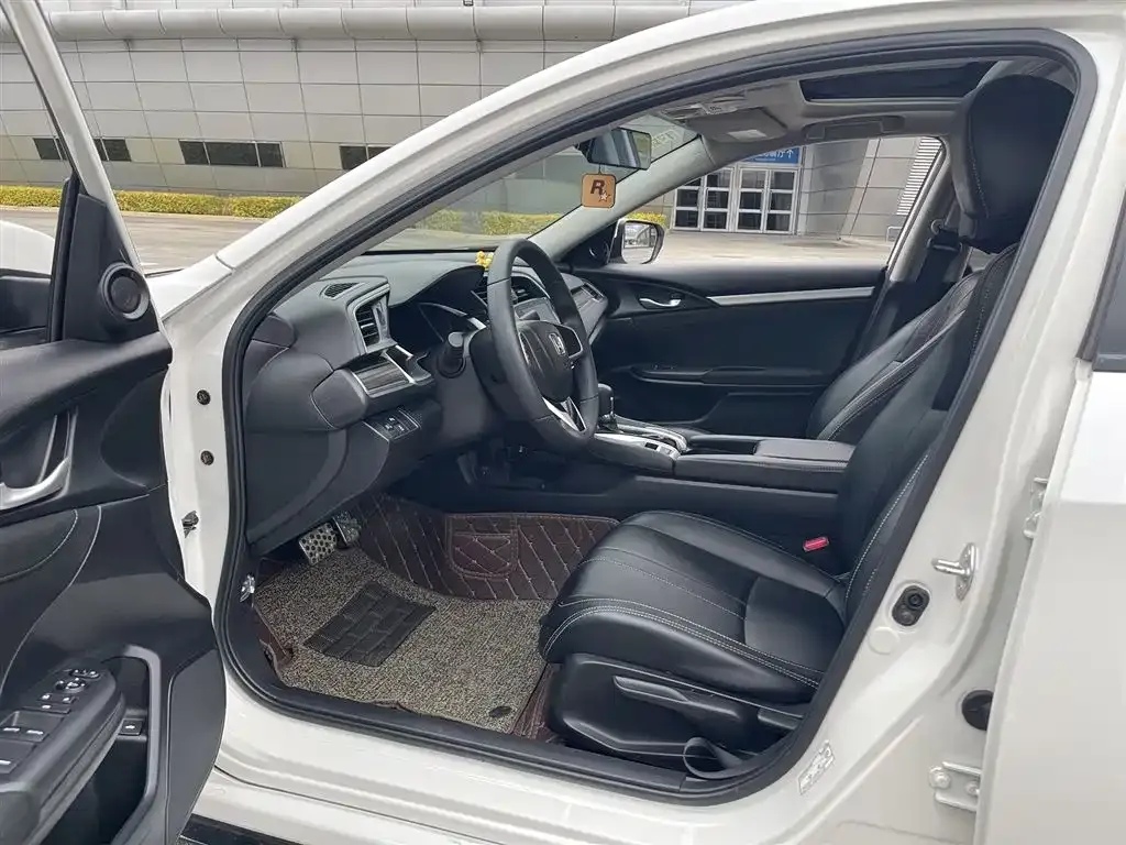 Honda Civic — фото 2