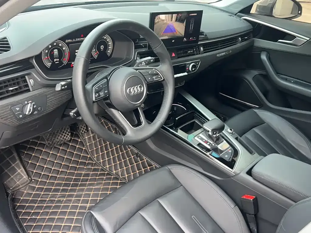 Audi A4 (Import) — фото 3