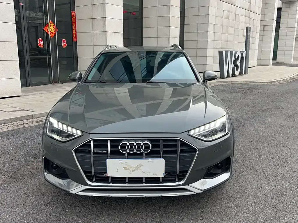 Audi A4 (Import) — фото 7