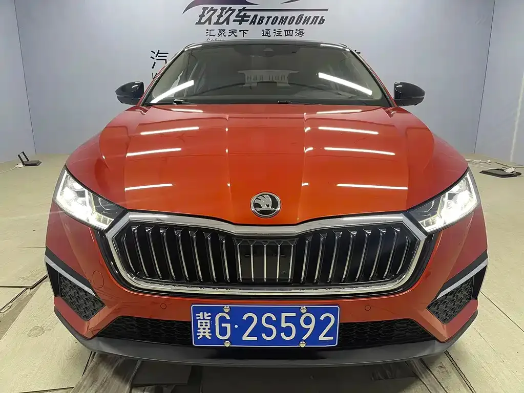 Skoda Octavia — фото 2