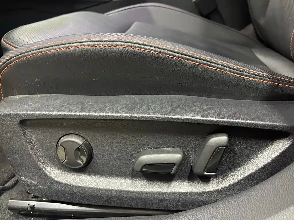 Skoda Octavia — фото 10